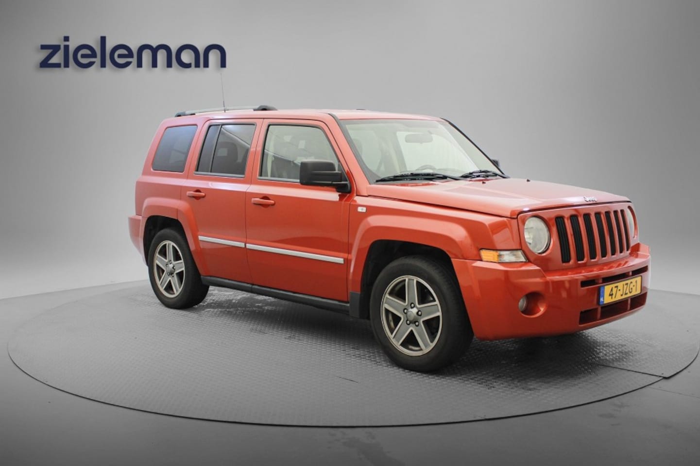 Jeep Patriot - 2.4 LTD Liberty Automaat - Navi, Leer, Stoelverw. - AutoWereld.nl