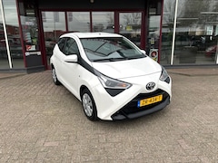 Toyota Aygo - 1.0 VVT-I X-FUN