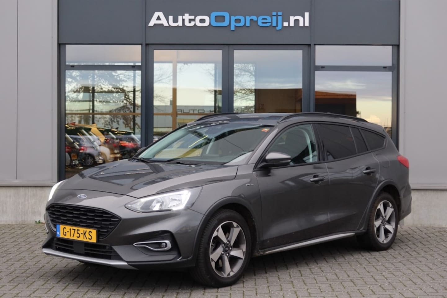 Ford Focus Wagon - Wagon 1.0 EcoBoost 125pk Active Business Clima, NAVI, Trekhaak - AutoWereld.nl