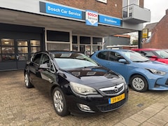 Opel Astra - 1.6 TURBO SPORT