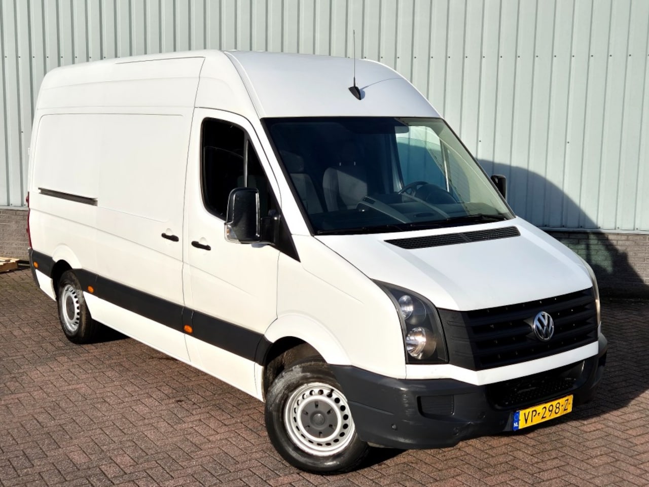 Volkswagen Crafter - 2.0 TDI L2 H1 BM 2e Eigenaar+Disriem vervangen - AutoWereld.nl