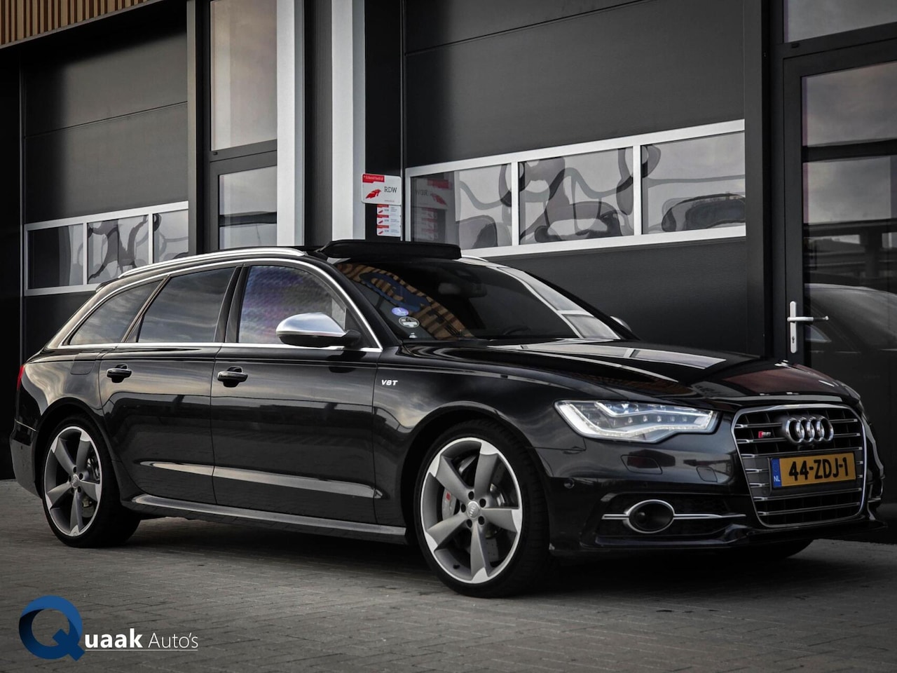 Audi S6 - Avant 4.0 TFSI Quattro | KERAMISCH | B&O | PANO | RS-ZETELS | ACC | HUD | FULL OPTION - AutoWereld.nl