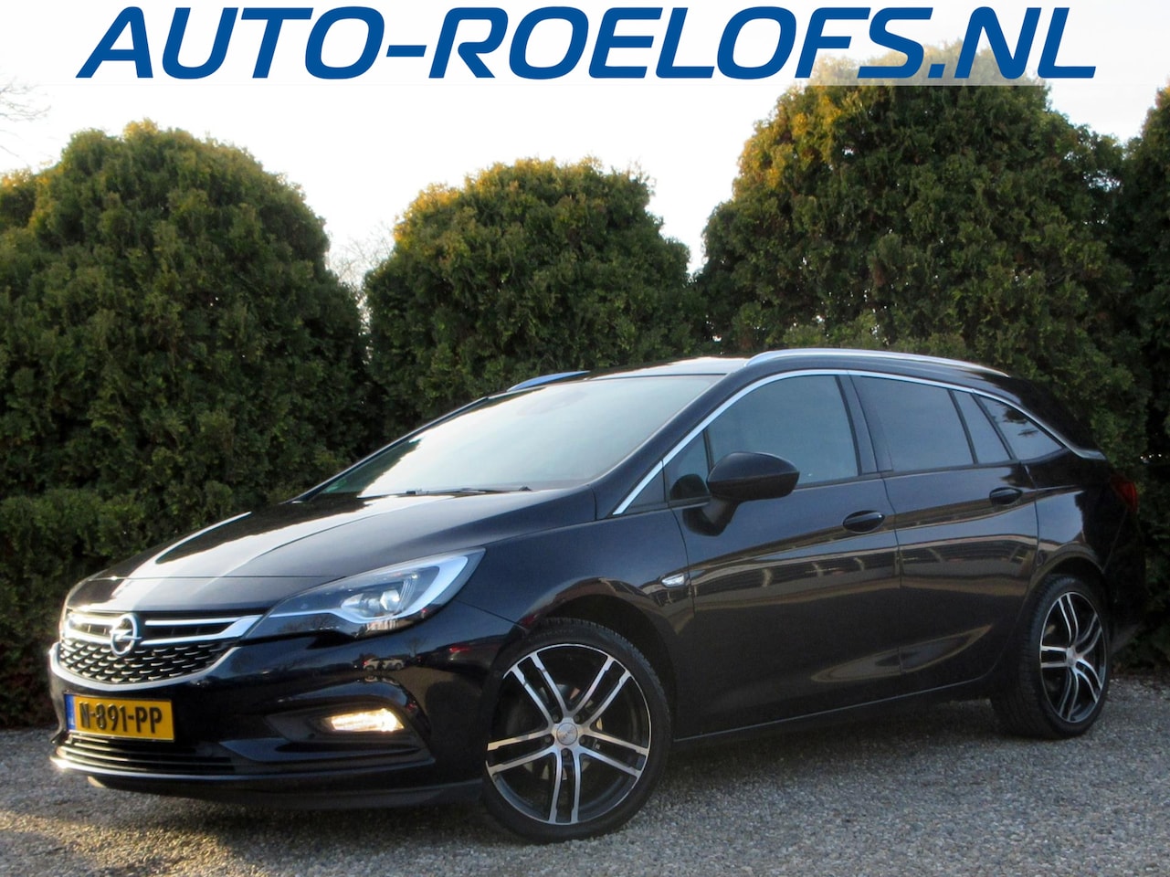 Opel Astra Sports Tourer - 1.4 Turbo Innovation*Leder*Camera*Trekhaak* - AutoWereld.nl