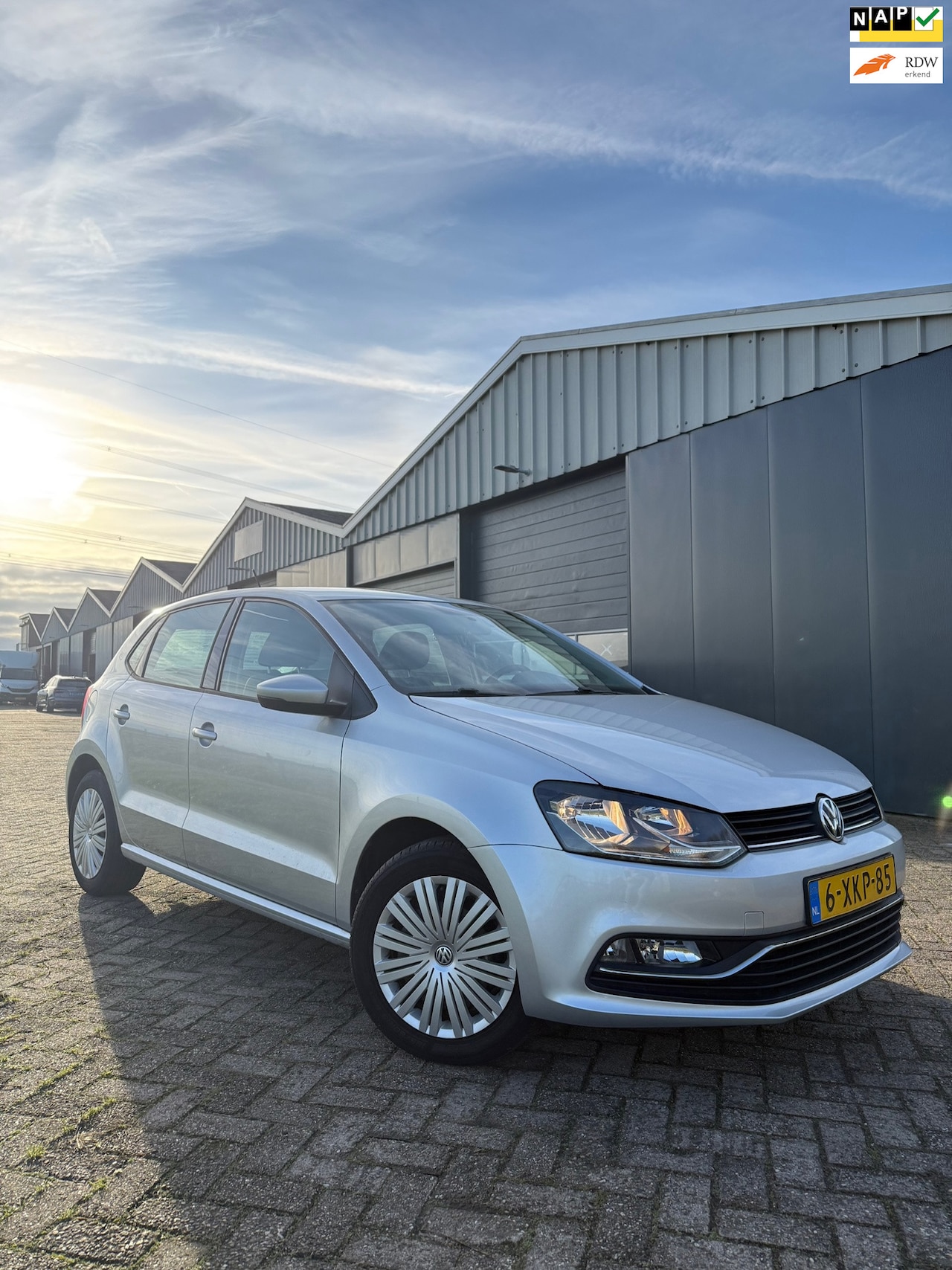 Volkswagen Polo - 1.0 Comfortline 1.0 Comfortline - AutoWereld.nl