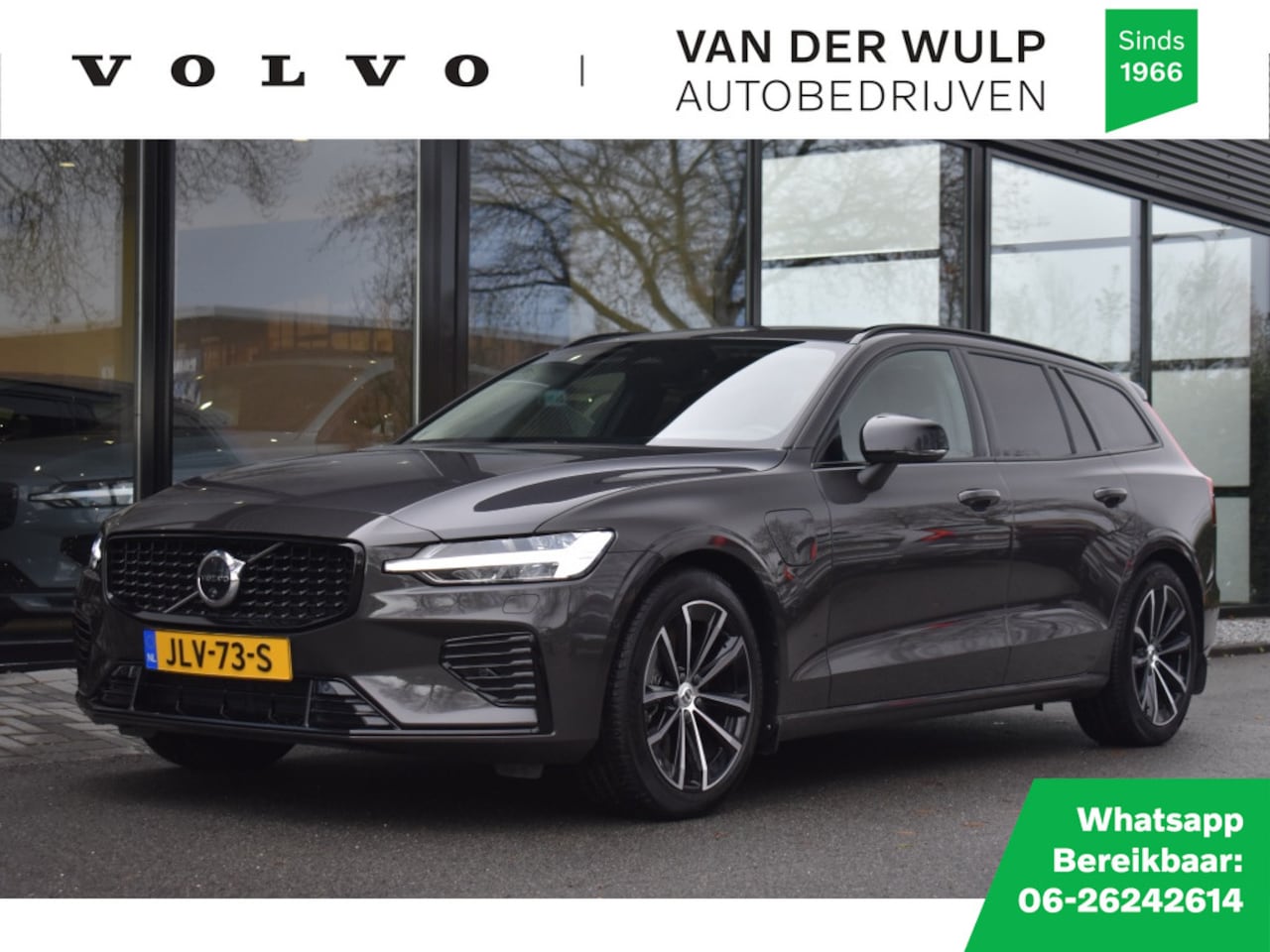 Volvo V60 - T6 350pk AWD Plus Dark | Climate | Trekhaak | 360 - AutoWereld.nl
