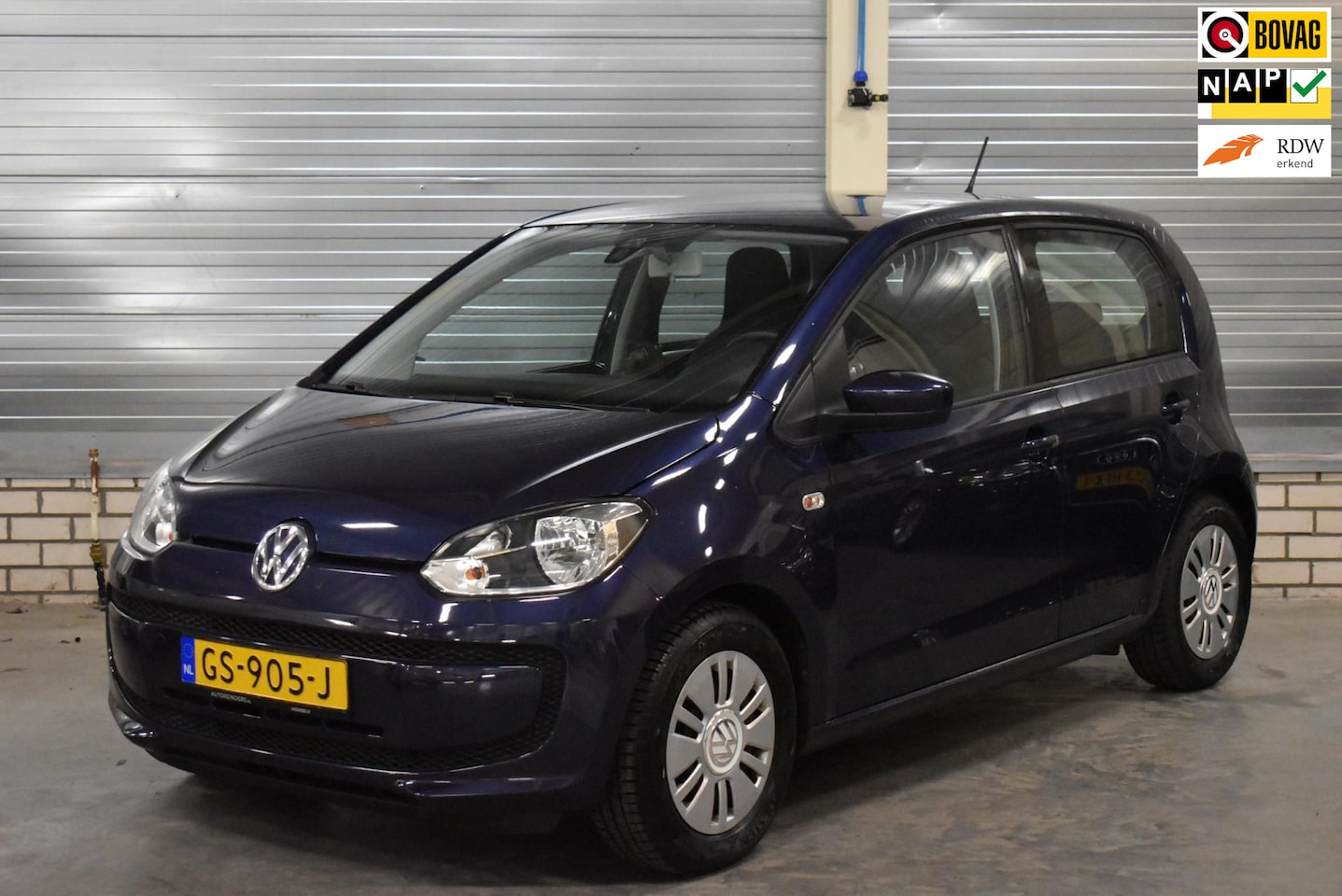 Volkswagen Up! - 1.0 move up! BlueMotion + Navigatie|Bluetooth|Airco|All season banden| - AutoWereld.nl