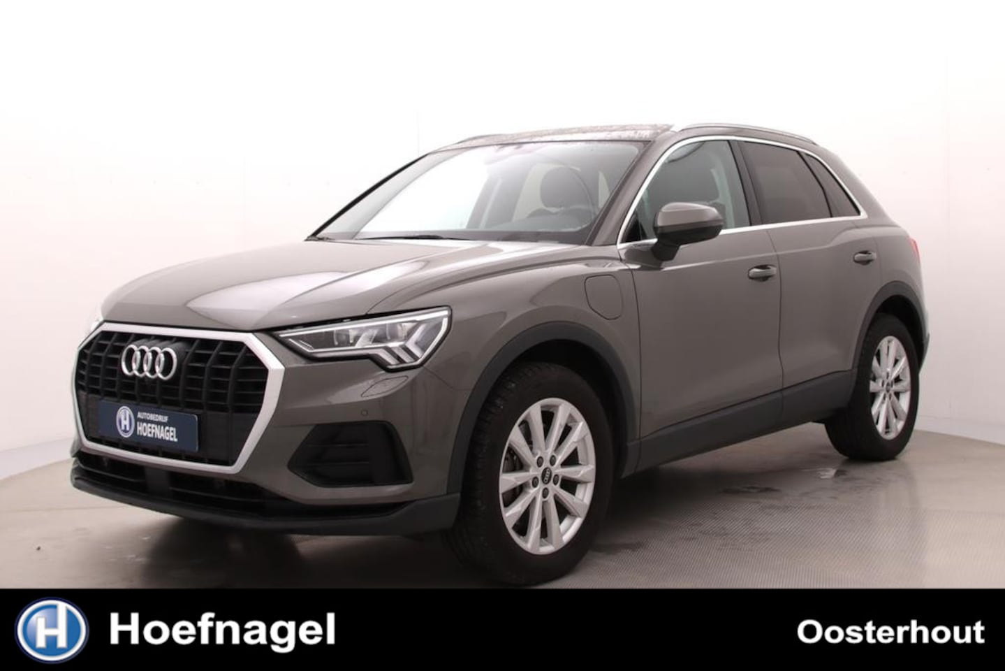 Audi Q3 - 45 TFSI Pro Line | Automaat | Adaptive cruise control | CarPlay | Stoelverwarming | Camera - AutoWereld.nl