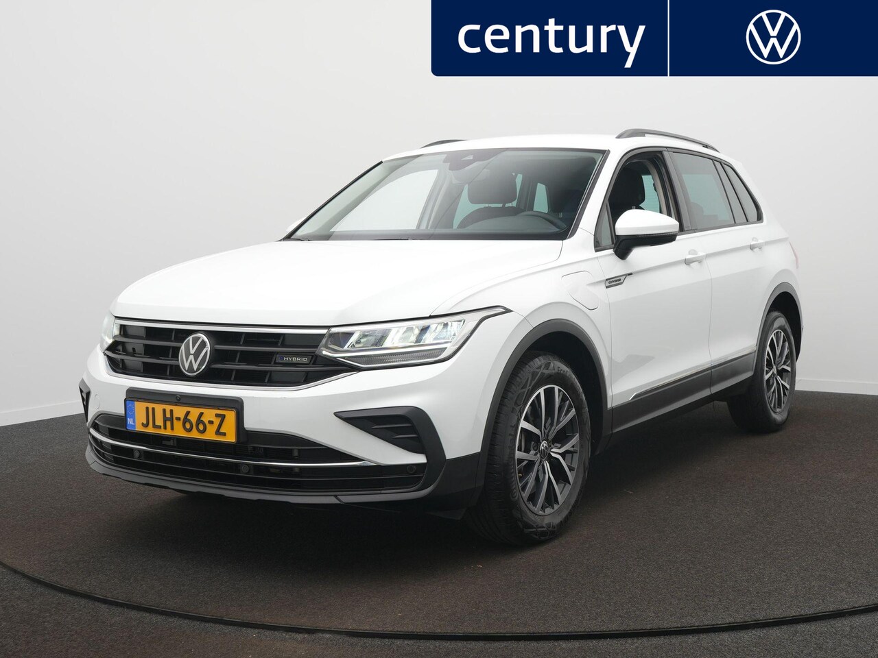 Volkswagen Tiguan - 1.4 TSI eHybrid Life-Business+ Automaat - ACC - 360 Camera - Side Assist- Climatronic - AutoWereld.nl