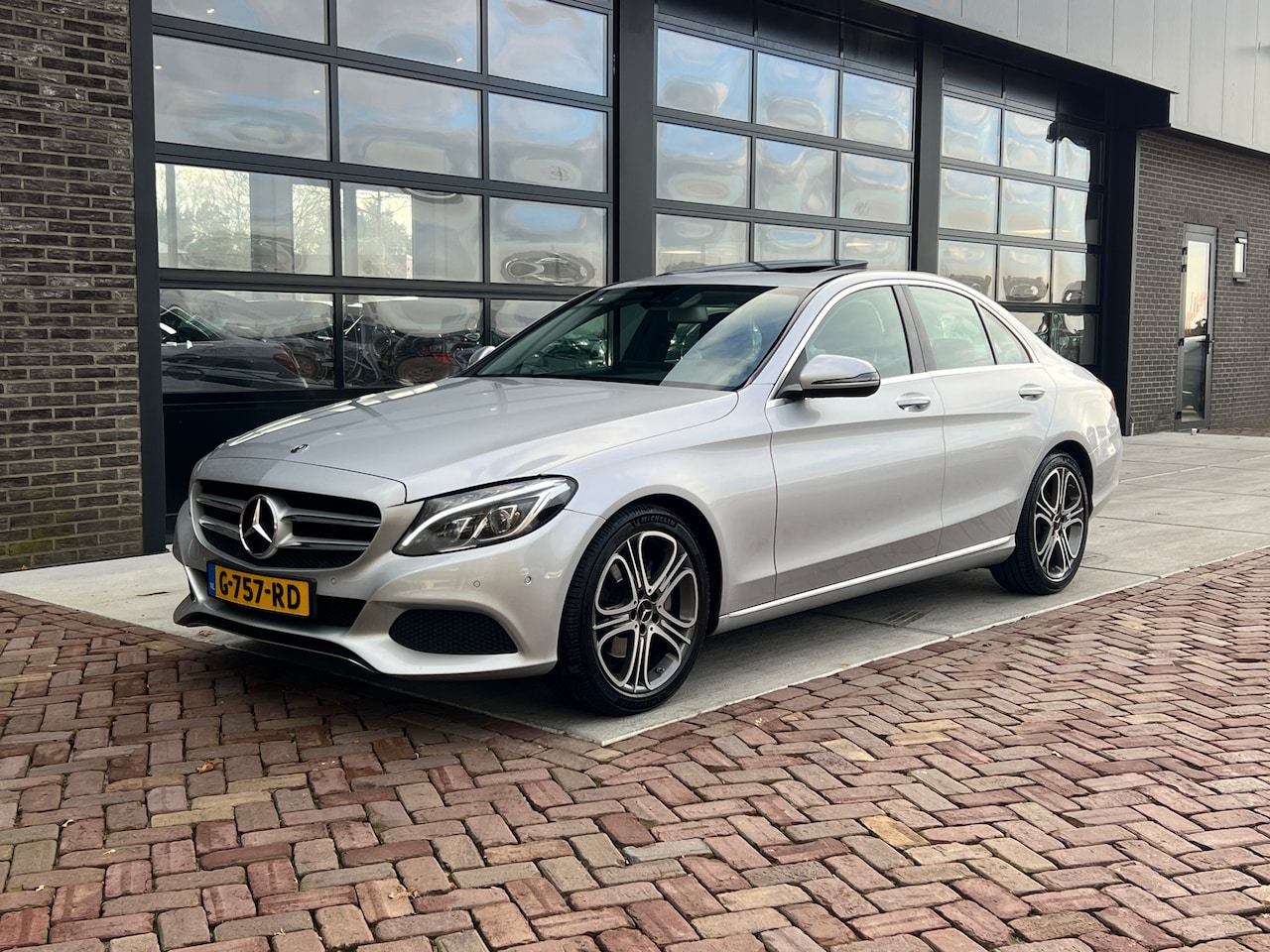 Mercedes-Benz C-klasse - 200 CDI Sport Edition Premium Plus | Autm | 1/2 Leer | Navi | Opendak | - AutoWereld.nl
