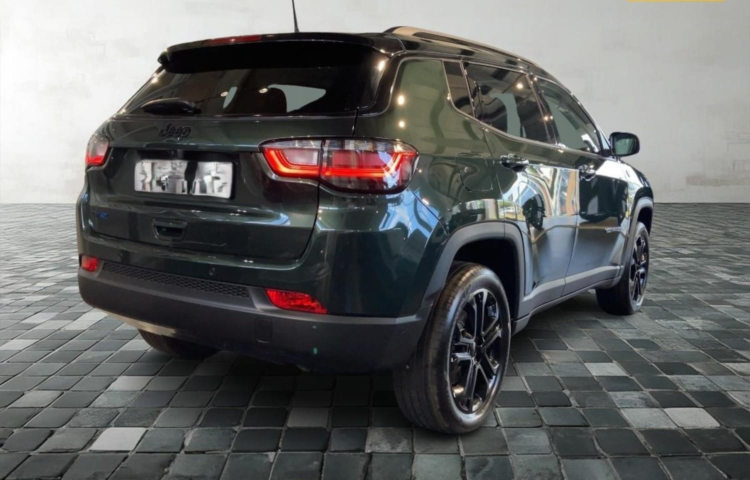Jeep Compass - 4xe 240 Plug-in Hybrid Electric North Star Leder/stof zwart, Panorama schuif/kanteldak, AC - AutoWereld.nl