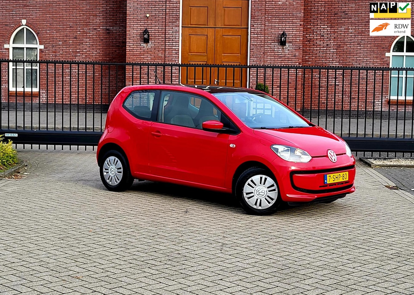Volkswagen Up! - 1.0 move up! / Automaat / Airco / Navi / 1e eigenaar / Nap - AutoWereld.nl