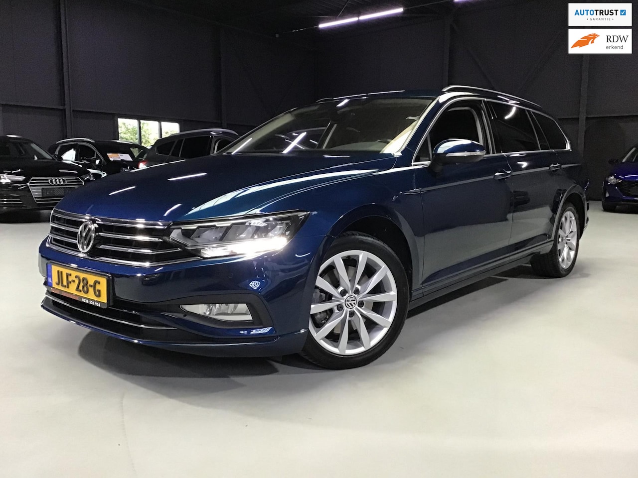 Volkswagen Passat Variant - 1.5 TSI Comfort Business I Dealer Onderh. I 1e Eigen. I Navi I Clima I Cruise I Trekhaak I - AutoWereld.nl