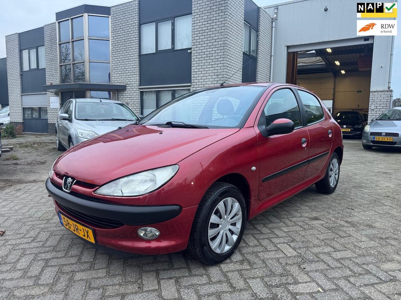 Peugeot 206 - 1.4 Gentry Automaat Airco Nap - AutoWereld.nl