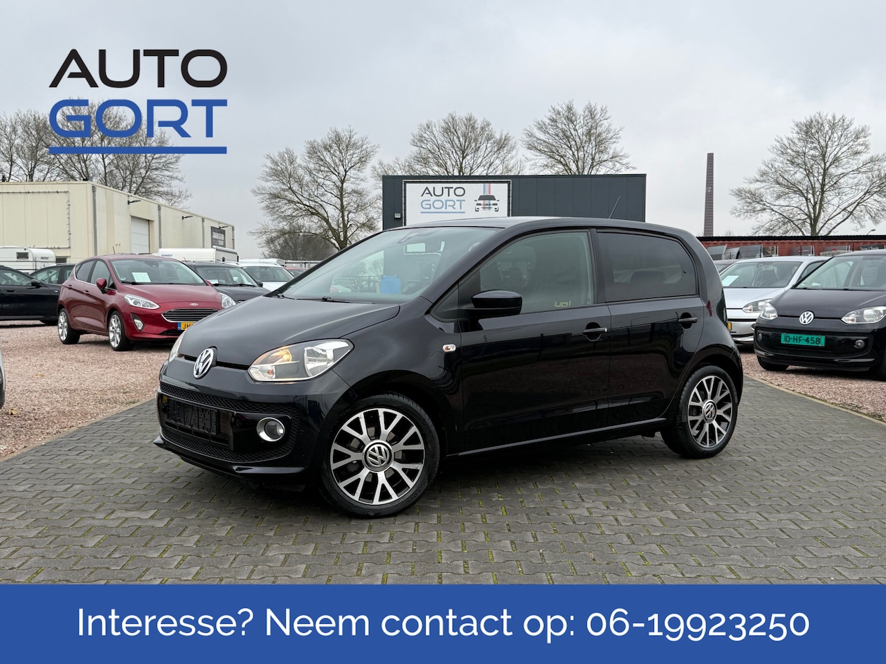 Volkswagen Up! - 1.0 Street up! | Cruise control | Navi | 5 Deurs | Parkeersensoren | Airco | Stoelverw. - AutoWereld.nl