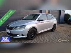 Skoda Fabia Combi - 1.2 TSI , Trekhaak, Clima, Keyless start