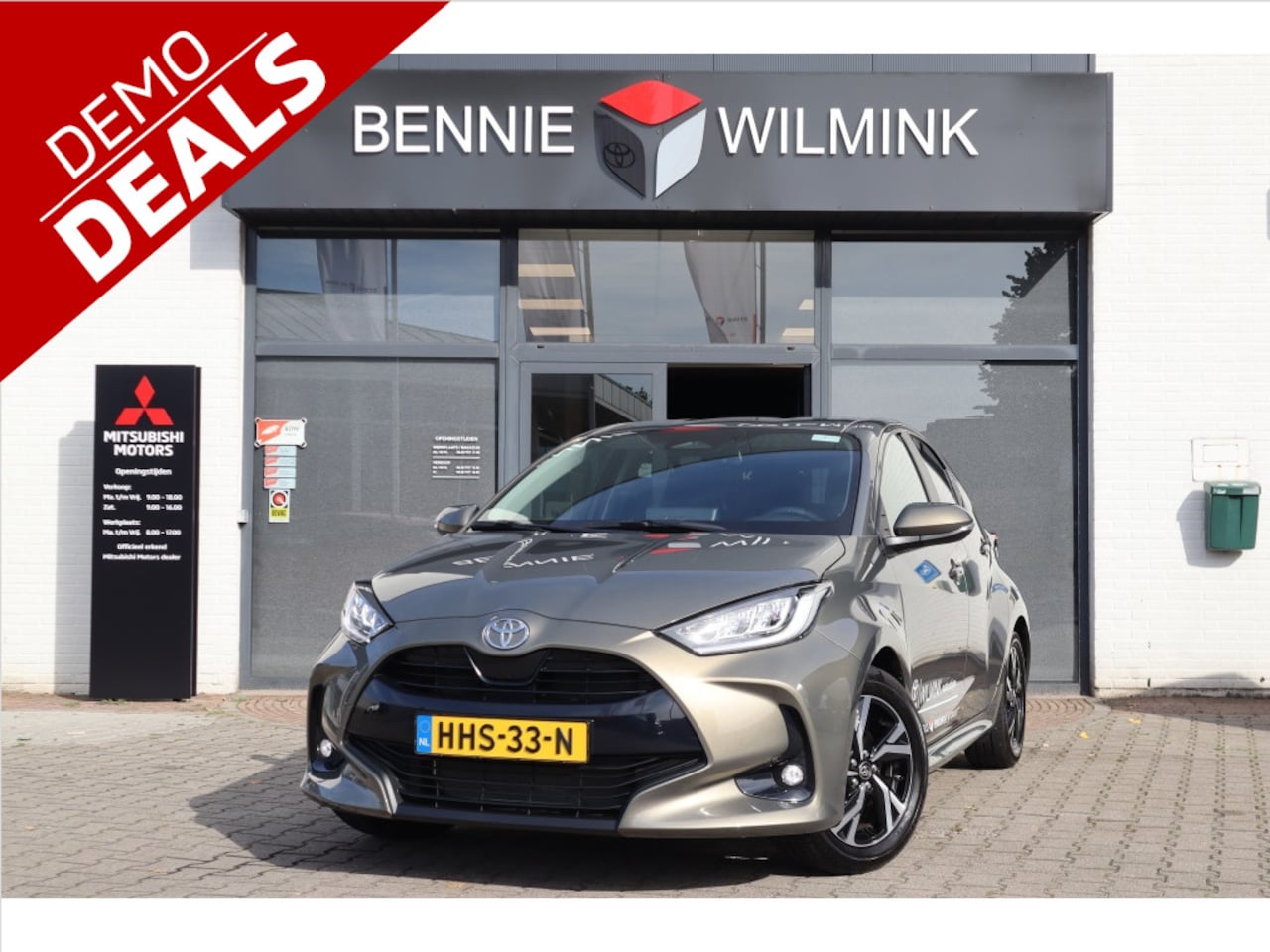 Toyota Yaris - 1.5 Hybrid 115 First Edition | Keyless | Led | Carplay - AutoWereld.nl