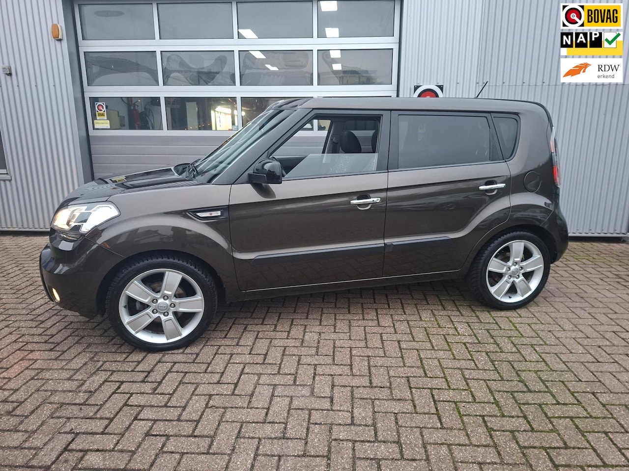 Kia Soul - 1.6 Trekhaak Airco Open dak Cruise - AutoWereld.nl