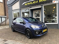 Volkswagen Up! - 1.0 take up/ GTI BUMPER / 17 INCH/ CARWRAP/ STAGE 1/ APK