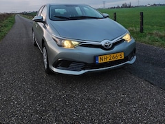 Toyota Auris - 1.3 Now- 1E EIGENAAR - LAGE KILOMETERS - AIRCO