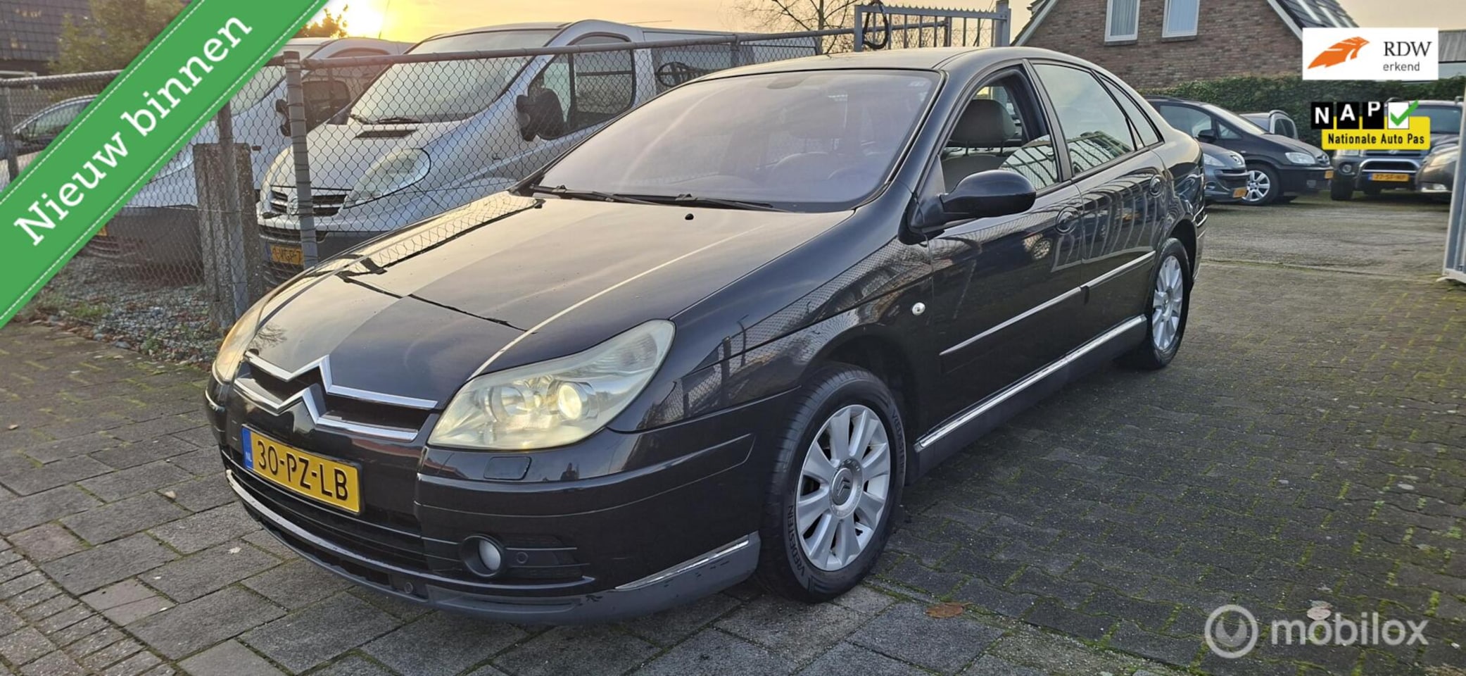 Citroën C5 - 2.0-16V Exclusive lederen bekleding Clima 180272 nap - AutoWereld.nl