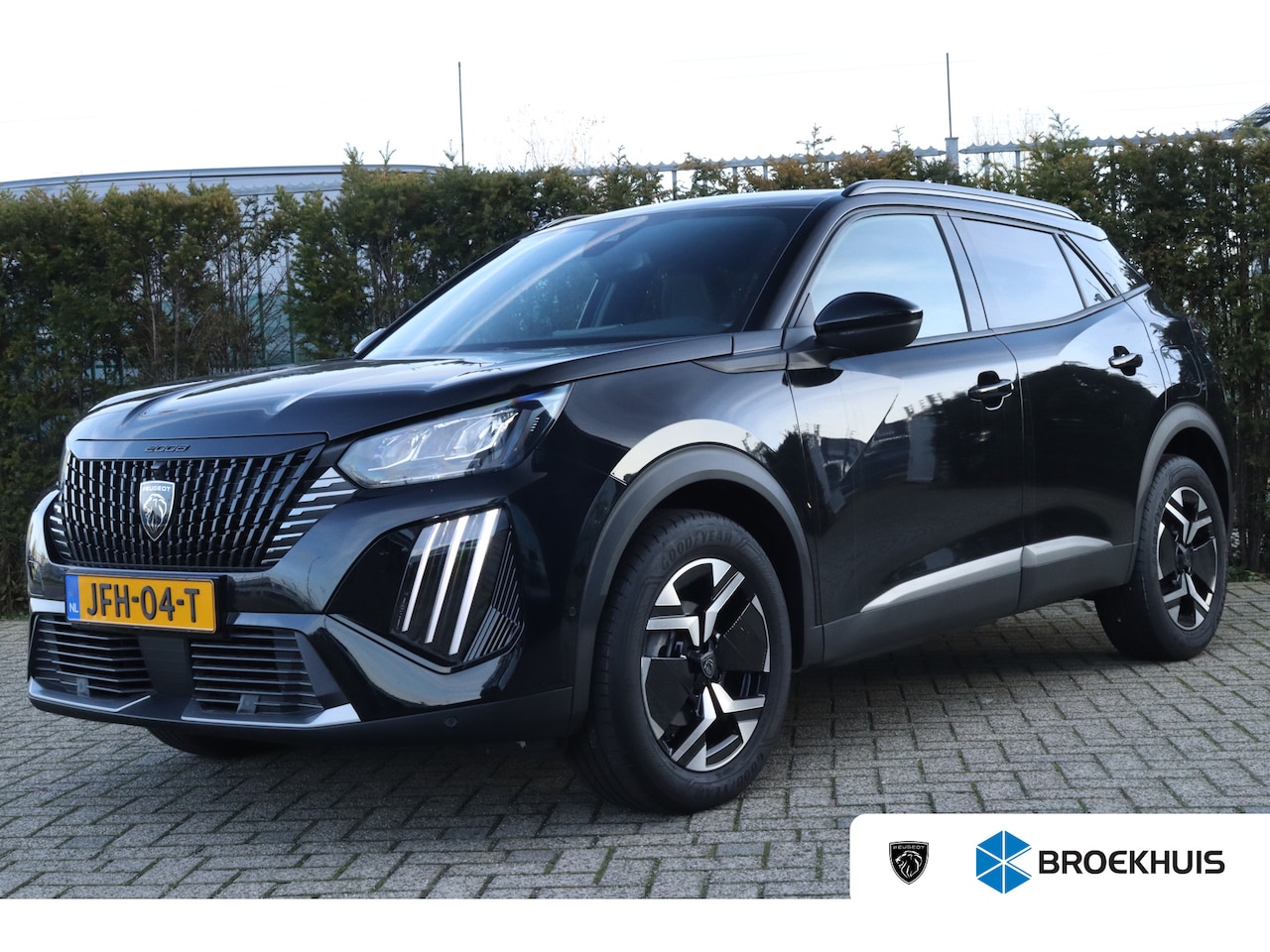 Peugeot 2008 - 1.2 Turbo 130PK ALLURE PACK | Adapt. Cruise | 360 Camera | Stoelverwarming Navi | Carplay - AutoWereld.nl