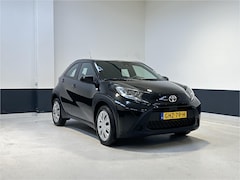 Toyota Aygo X - 1.0 VVT-i MT Play |Apple Carplay/ Android auto | Bluetooth | Camera| NL | 1 Eig |