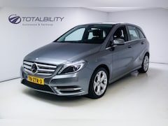 Mercedes-Benz B-klasse - 180 Ambition automaat | Navigatie | Trekhaak | Parkeersensoren V+A | All season banden | 1