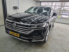 Volkswagen Touareg - 3.0 TDI