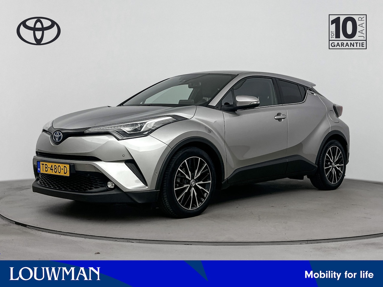 Toyota C-HR - 1.8 Hybrid Executive | Metaalkleur | LED lampen | Verwarmd stuurwiel | - AutoWereld.nl