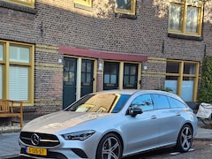 Mercedes-Benz CLA-klasse Shooting Brake - 180 Luxury Line Particulier , ik ben de 1e Eigenaar van deze mooie FACE LIFT LED FULL OPTIONS , Mercedes C