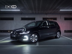 Volkswagen Golf - 1.4 TSI GTE | Pano ACC Sfeer Leder Camera Dodehoek