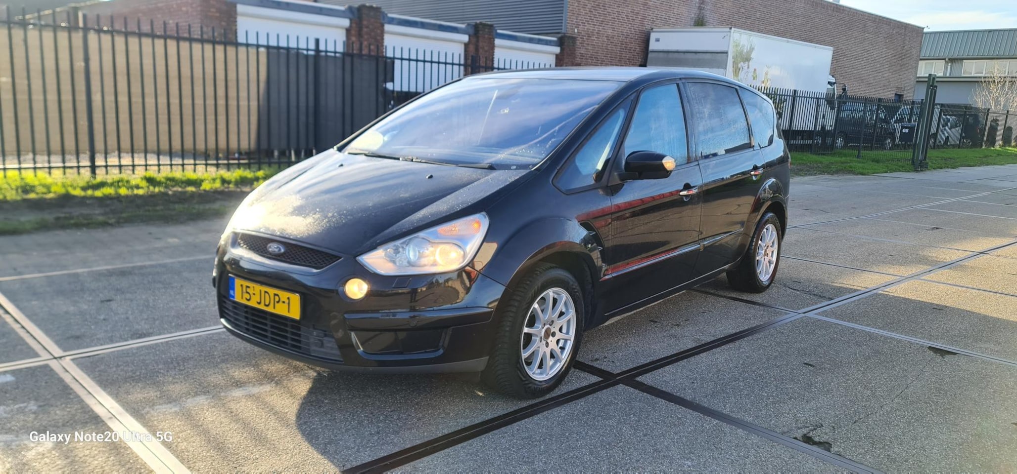 Ford S-Max - 2.0-16V Ford S-Max 7 pers. Airco 2.0i 16V LEES BESCHRIJVING tel 0️⃣6️⃣ 1️⃣9️⃣9️⃣0️⃣3️⃣1️⃣1️⃣0️⃣ - AutoWereld.nl