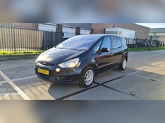 Ford S-Max - 2.0-16V Ford S-Max 7 pers. Airco 2.0i 16V LEES BESCHRIJVING tel 0️⃣6️⃣ 1️⃣9️⃣9️⃣0️⃣3️⃣1️⃣1️⃣0️⃣