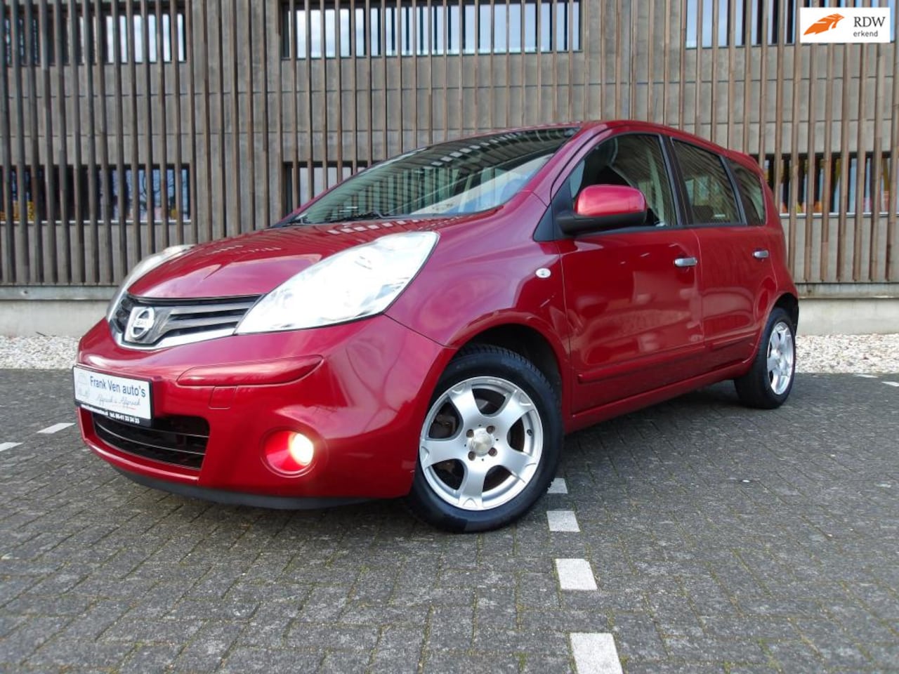 Nissan Note - 1.4/AIRCO/CRUISE/CARPLAY/HOGE INSTAP/5dr/nw APK en oh beurt/nw ALL-SEASON banden/LAGE AANT - AutoWereld.nl
