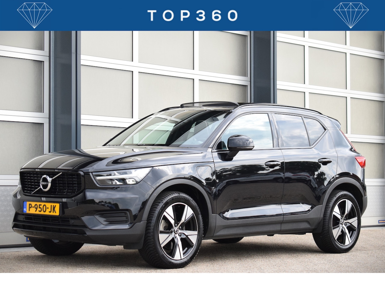 Volvo XC40 - 1.5 T5 Recharge R-Design Panodak | Trekhaak | OrigNL - AutoWereld.nl