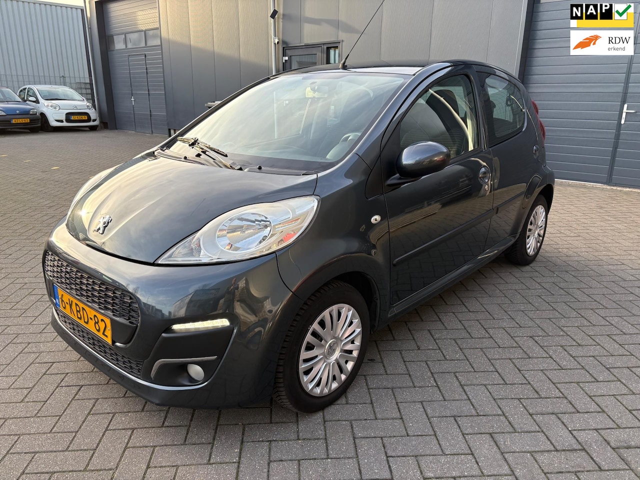 Peugeot 107 - 1.0 Active Facelift nwe koppeling - AutoWereld.nl