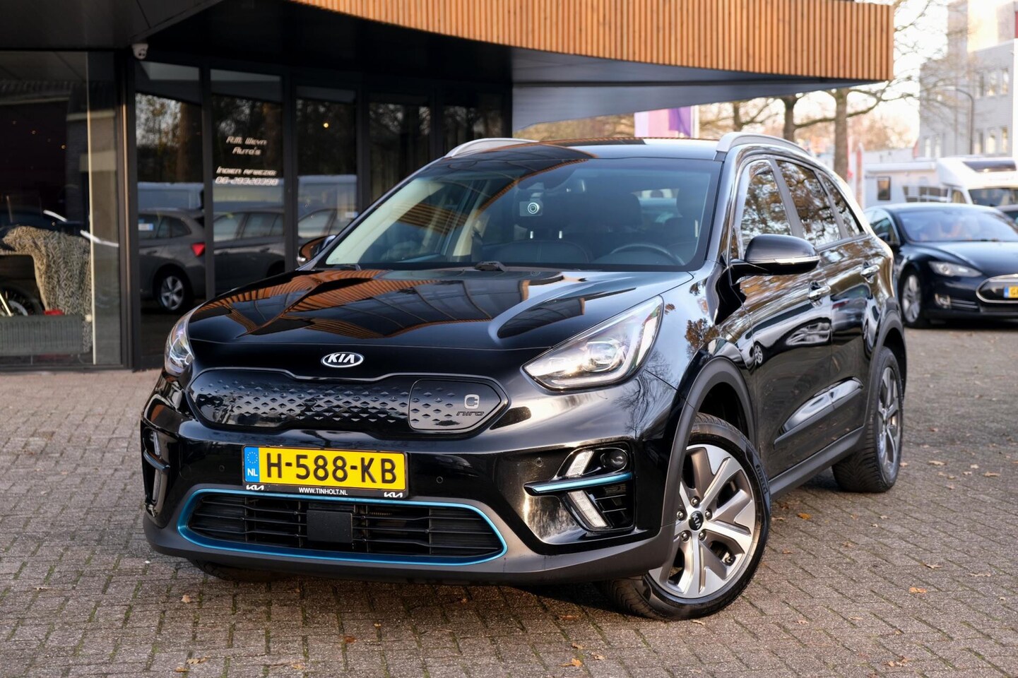 Kia e-Niro - ExecutiveLine 64 kWh|ACC|JBL|Warmtepomp|Stoelventilatie|Stuurwielverwarming|Camera|Lane - AutoWereld.nl