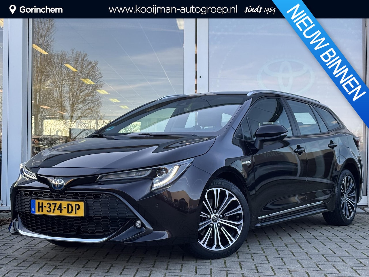Toyota Corolla Touring Sports - 2.0 Hybrid Style | Stoelverwarming | Apple Carplay/Android Auto | Parkeersensoren voor en - AutoWereld.nl