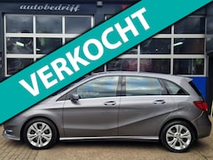 Mercedes-Benz B-klasse - 180 / Automaat / Elektrische stoelen / Cruise control / Navigatie / Bluetooth / Lichtmetal
