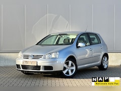 Volkswagen Golf - 1.4 TSI | NAP | Cruise | Airco | Trekhaak | Nwe APK |