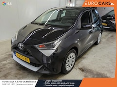 Toyota Aygo - 1.0 VVT-i X-Play 5-DRS Airco DAB+ Carplay Navi X-Play Pack Achteruitrij Camera