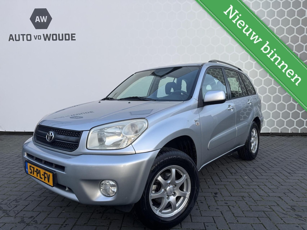 Toyota RAV4 - 1.8-16V VVT-i Luna 2WD Trekhaak Airco Netjes! - AutoWereld.nl