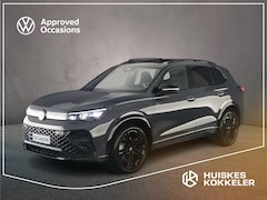Volkswagen Tiguan - 1.5 eHybrid R-Line Edition 272pk DSG Automaat, Panoramadak, Trekhaak, Black style, Stoelve