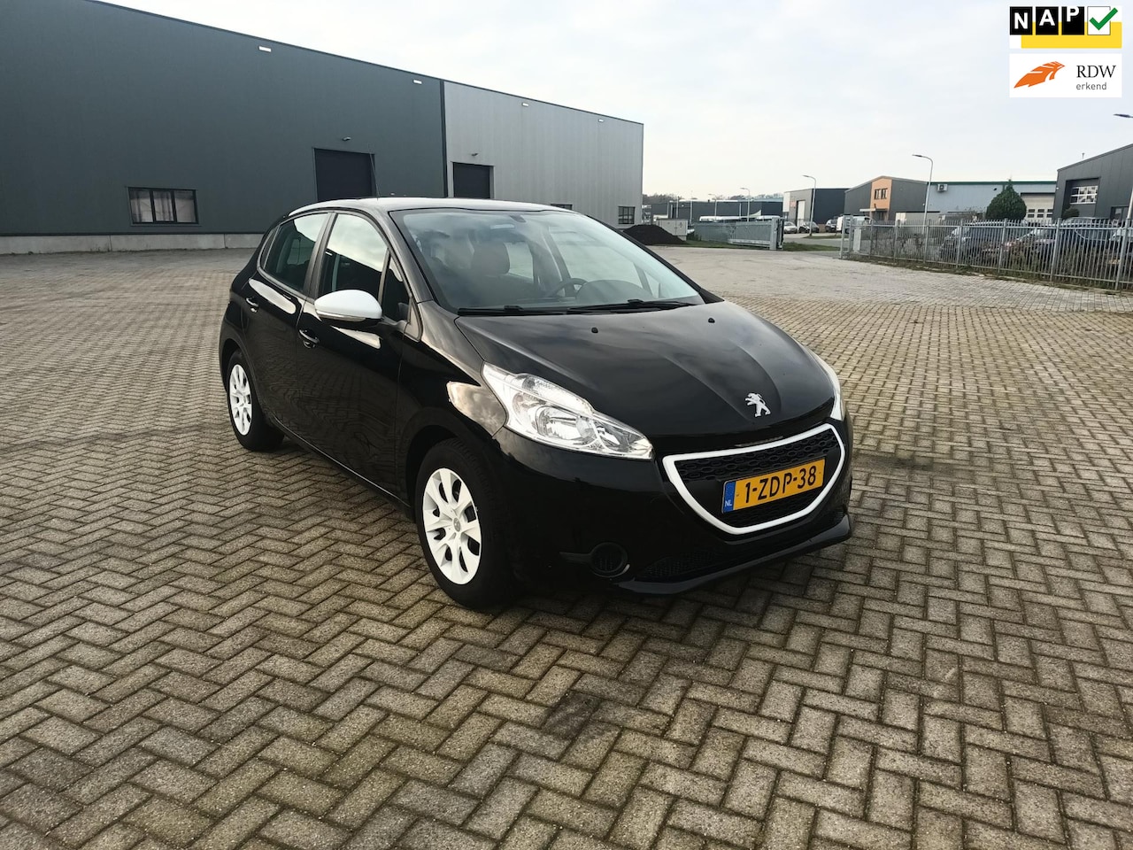 Peugeot 208 - 1.0 PureTech LIKE 1.0 PureTech LIKE - AutoWereld.nl