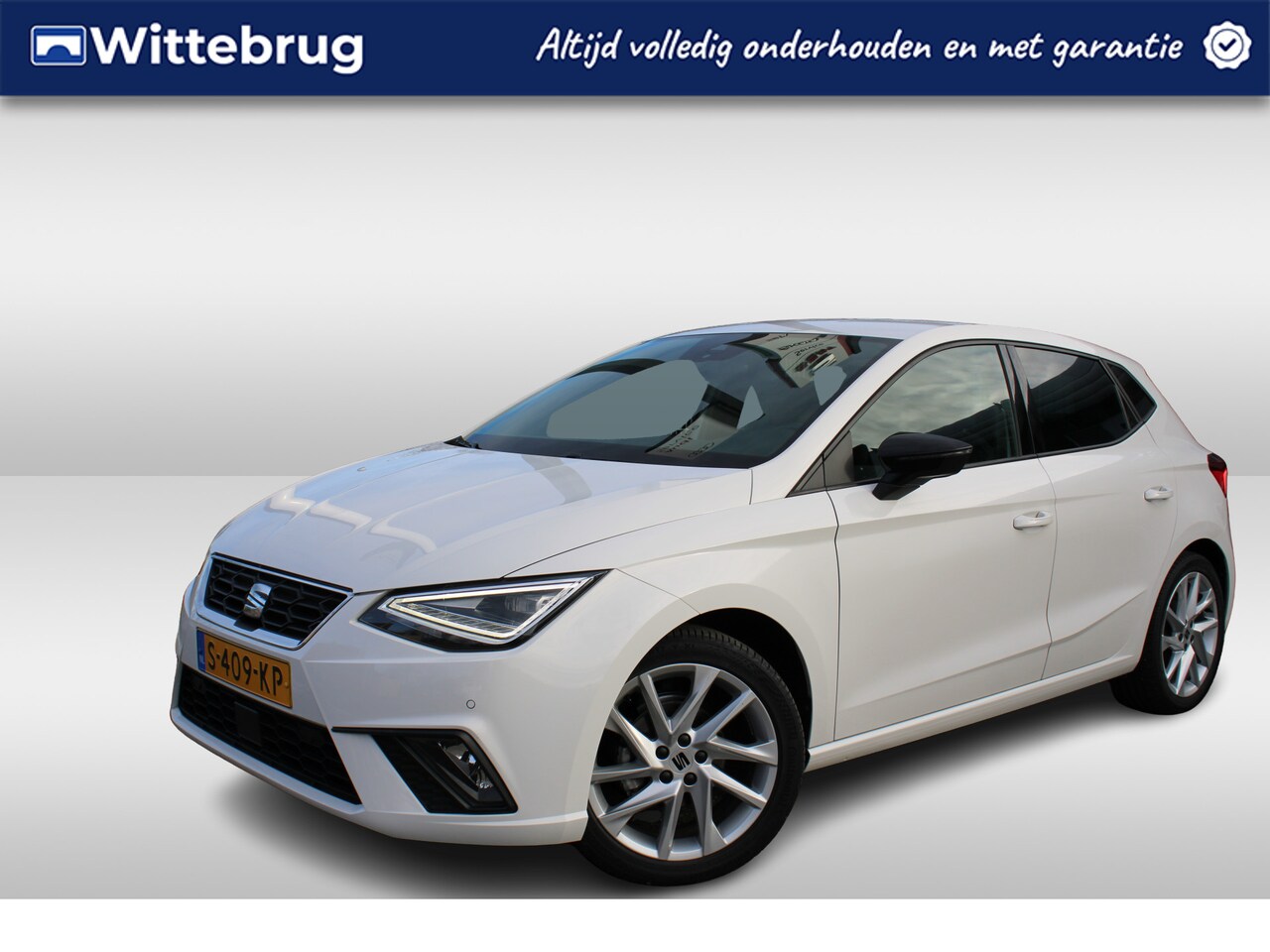 SEAT Ibiza - 1.0 EcoTSI 95pk FR Business Intense / Leder-Alcantara / Navigatie / LM 17 inch / APP / Dig - AutoWereld.nl