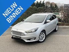 Ford Focus Wagon - 1.0 Titanium * Carplay * Nieuwe Distr. * Garantie