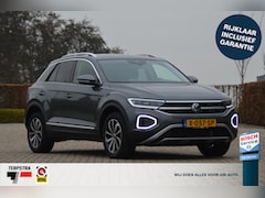 Volkswagen T-Roc - 1.5 TSI 150 pk Style DSG automaat trekhaak/navi/LED