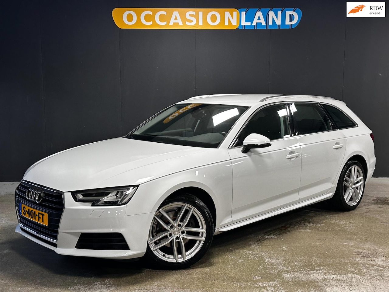 Audi A4 Avant - 2.0 TFSI ultra Pro Line|190PK|STOELV|KEYLESS START|BLUETOOTH|CRUISE|TREKHAAK|18INCH| - AutoWereld.nl
