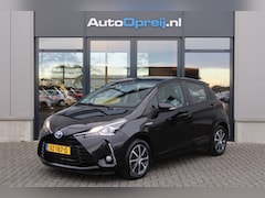 Toyota Yaris - 1.5 Hybrid Energy Navigatie, Camera, Cruise, Stoelverwarming, LM-Velgen