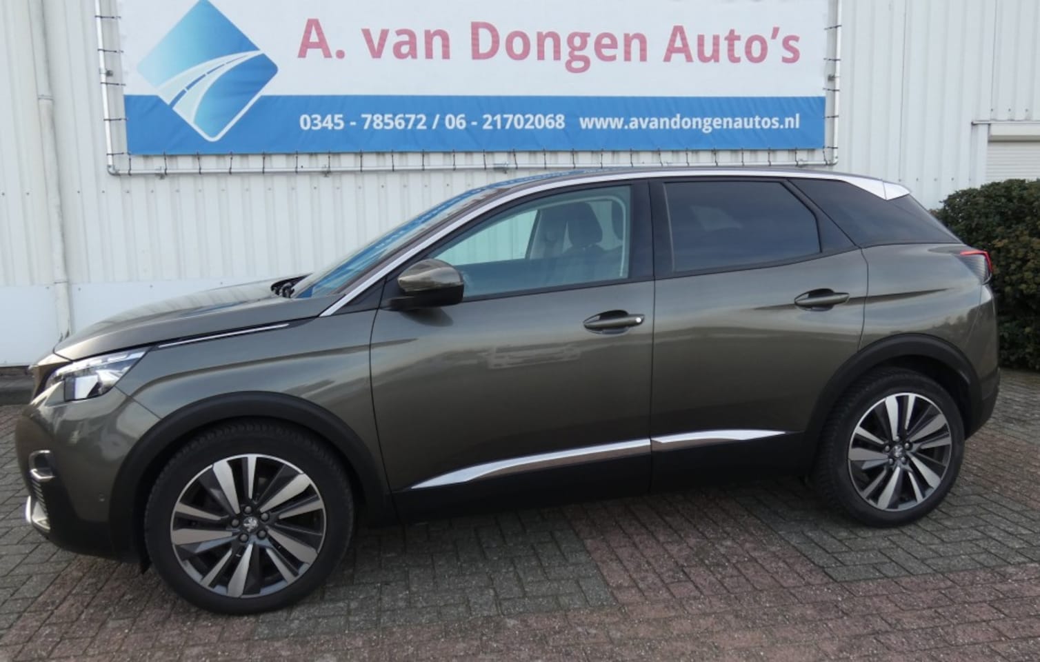 Peugeot 3008 - 1.2 PURETECH ALLURE Automaat,360,Led,Dodehoek,Memory - AutoWereld.nl